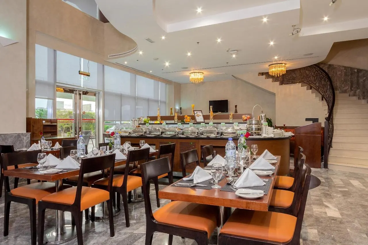 City Premiere Hotel Apartments - Dubai 4*,